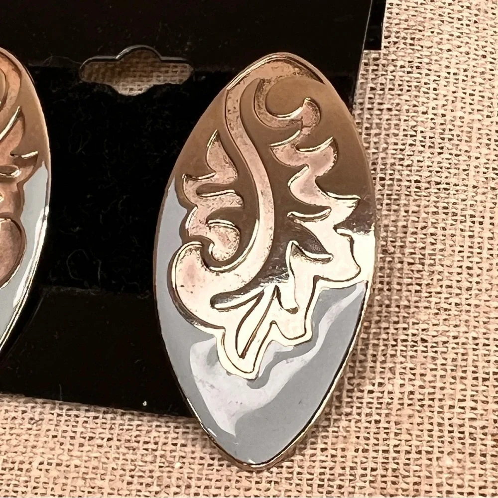 VINTAGE EARRINGS RA PASTEL CREAM DESIGN SILVER POST BACKING